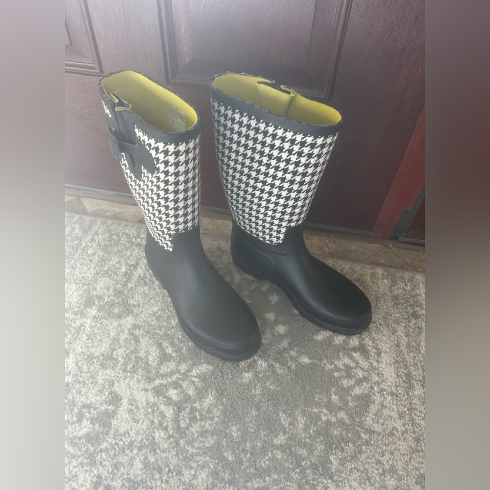 ATTRACTIVE PLAID CHECKARD RAIN BOOTS
